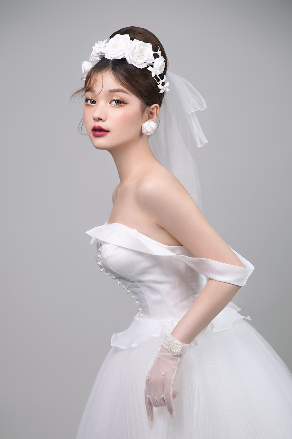 月靈茶鏡&甜美赫本包造型