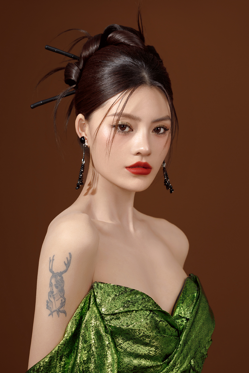 兩款東方美學(xué)&創(chuàng)意鮮花新中式